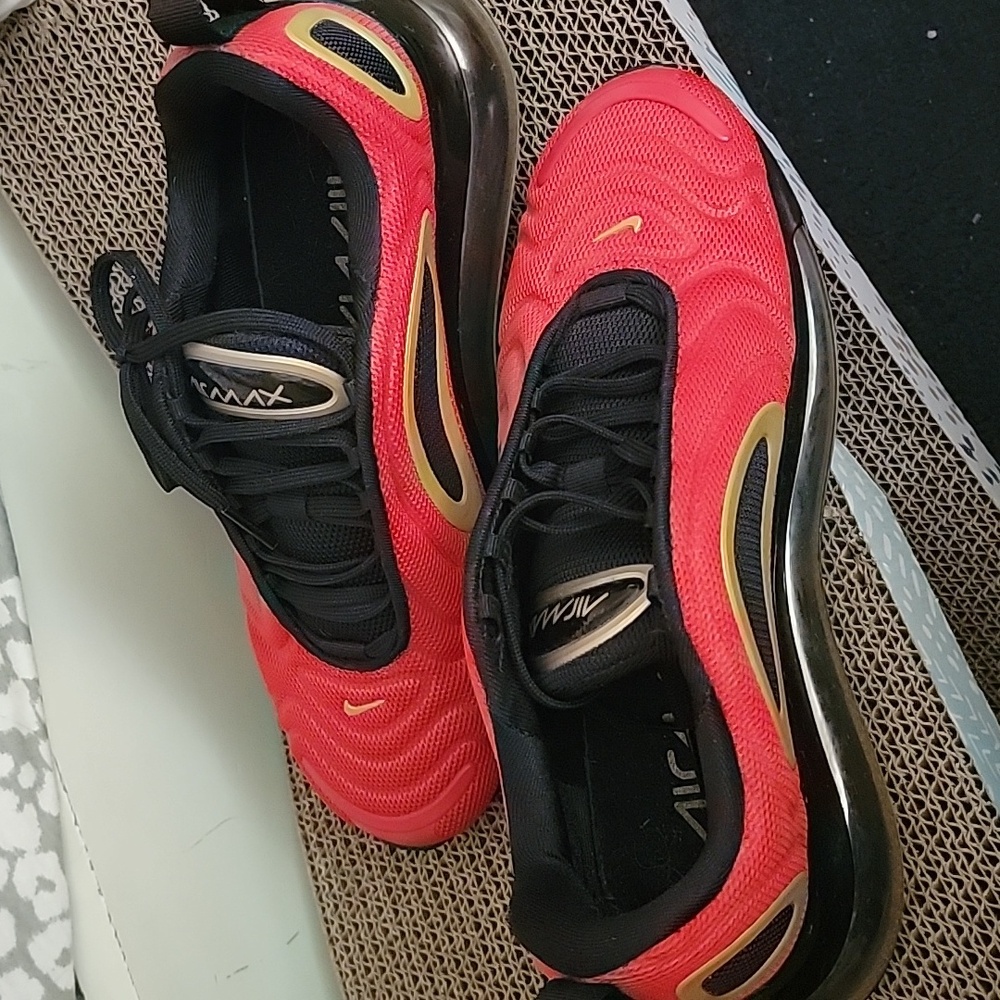 Nike air max black red and gold like new